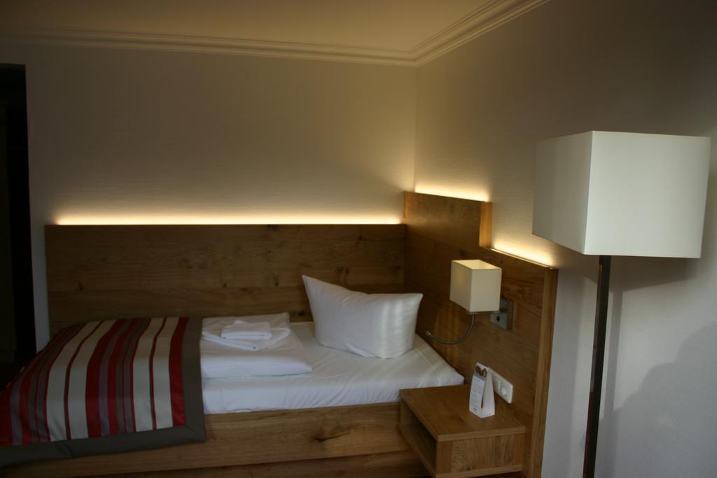 Hotel Sonneneck Zinnowitz Exterior photo
