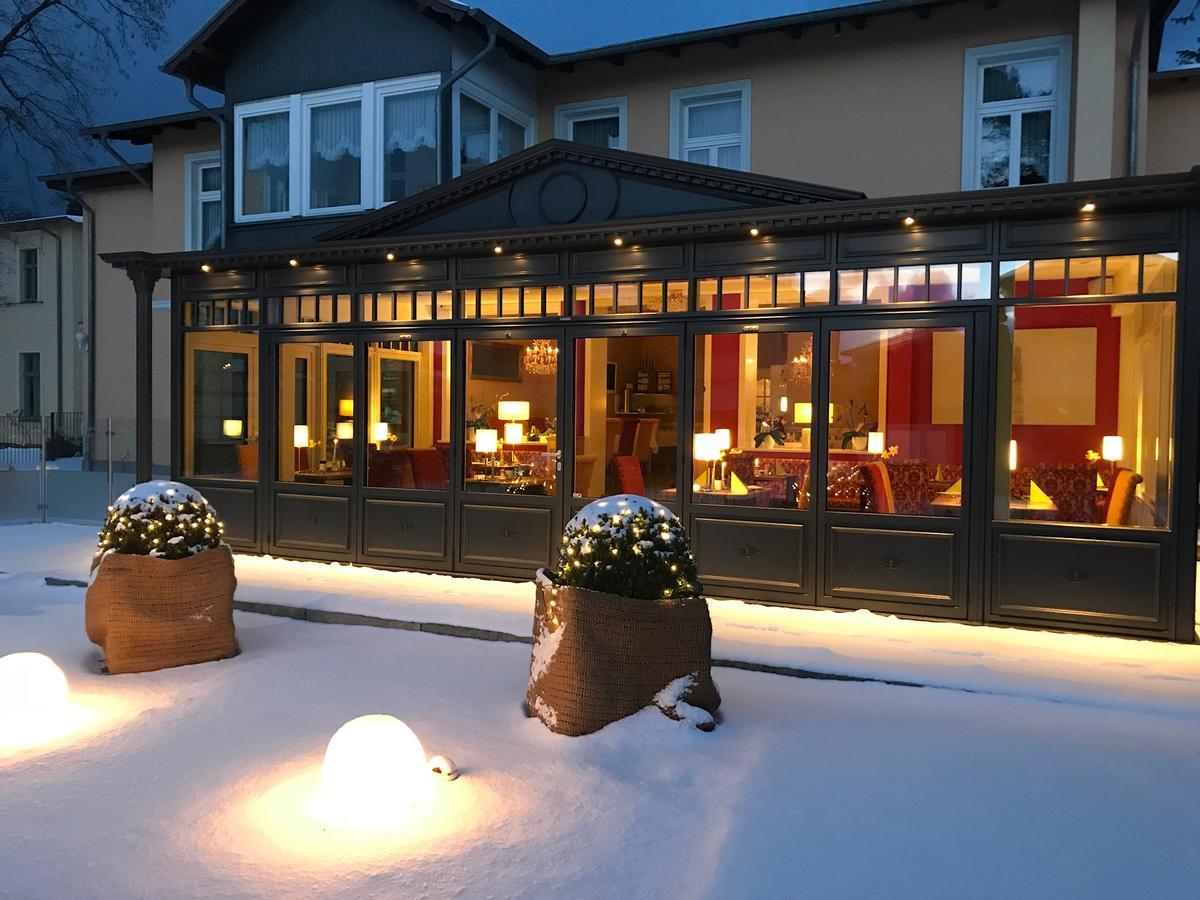 Hotel Sonneneck Zinnowitz Exterior photo