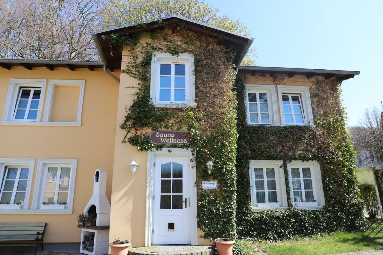 Hotel Sonneneck Zinnowitz Exterior photo